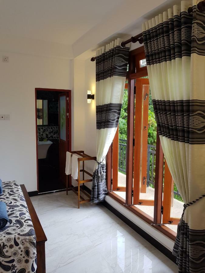 Kelum Homestay Kandy Exterior foto